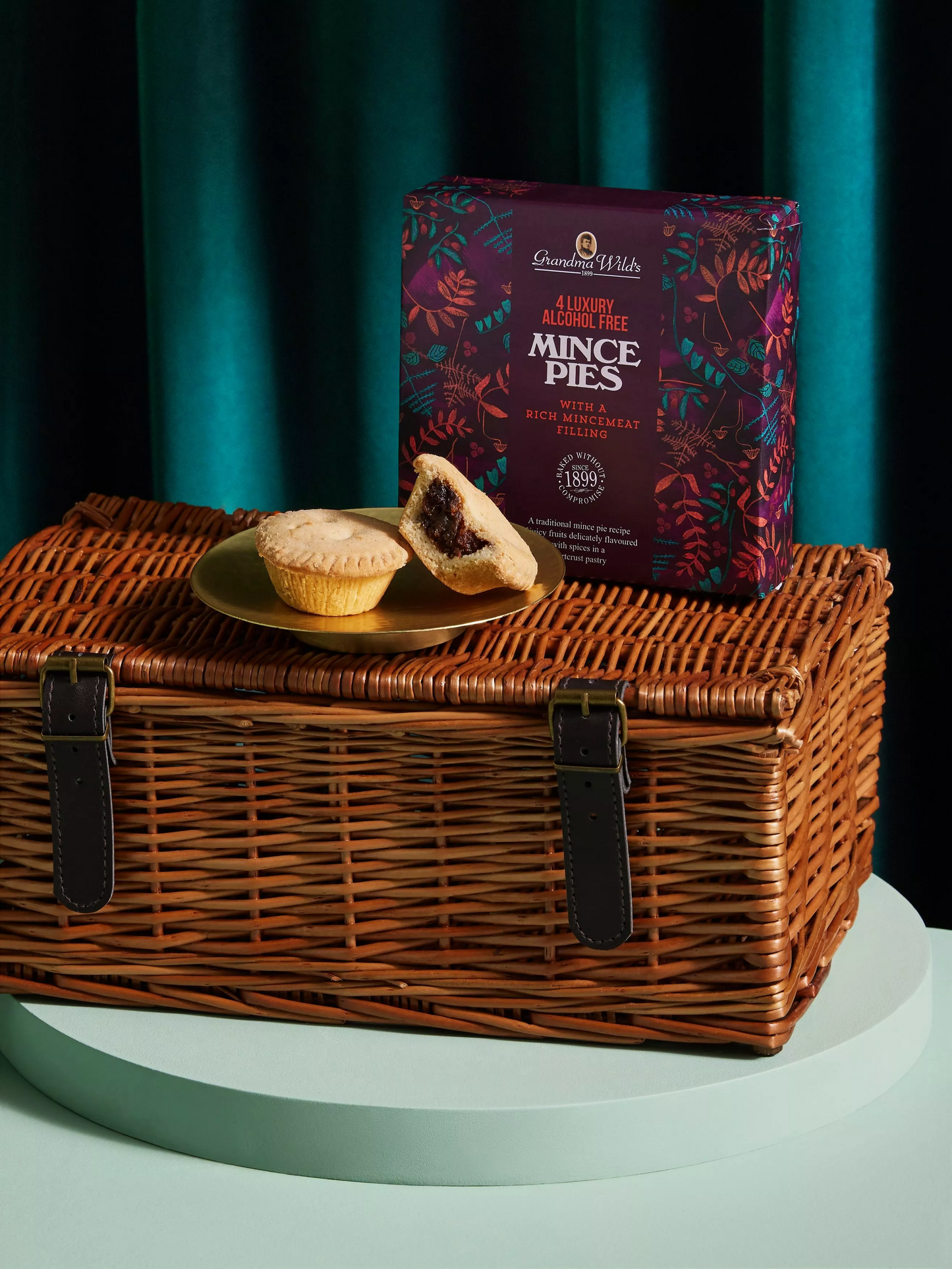 John Lewis Festive Treats Alcohol Free Wicker Hamper