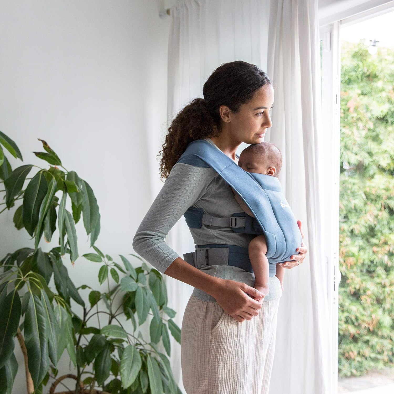 Embrace Baby Carrier for Newborns from Birth, Extra Soft & Ergonomic with Head Support, Oxford Blue