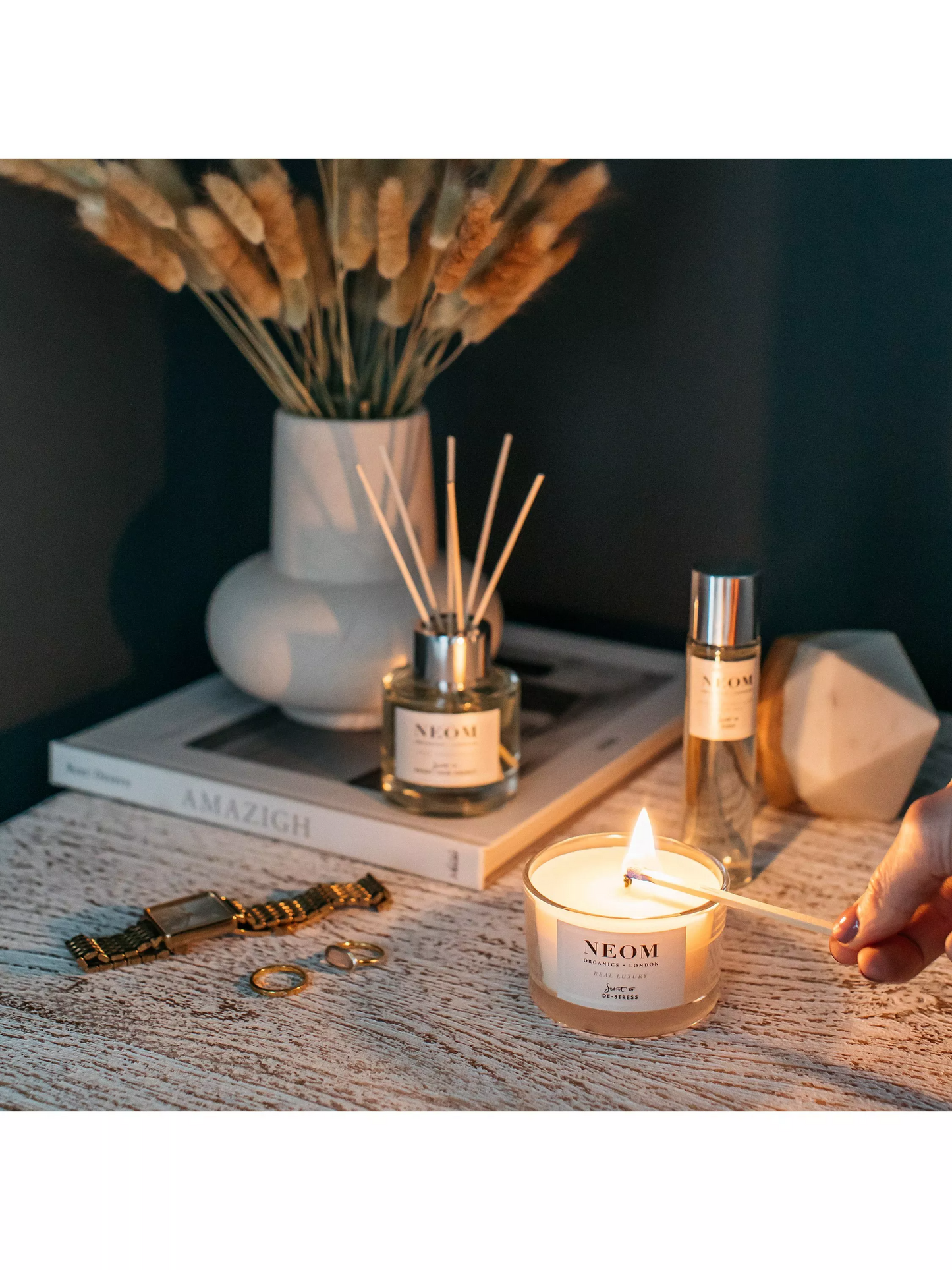 NEOM Wellbeing London Your Moment of Wellbeing Set