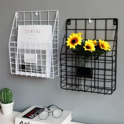 Wall-Mounted Magazine Rack 30 * 25 * 10CM Metal Magazine Newspaper Holder Rack File Simple Newspaper Basket,Magazine Rack for Door(Black)