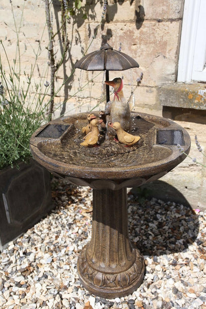 Solar Duck Family Umbrella Fountain