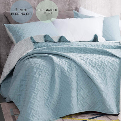 Coverlet 3-Pc Mini Bedding Set-All Season Lightweight Ultra Soft Stonewashed Blanket-Heat-Pressed 2-Tone Reversible Color, 100% Polyester Filling, Aqua Green/Fairest Jade, King Shams