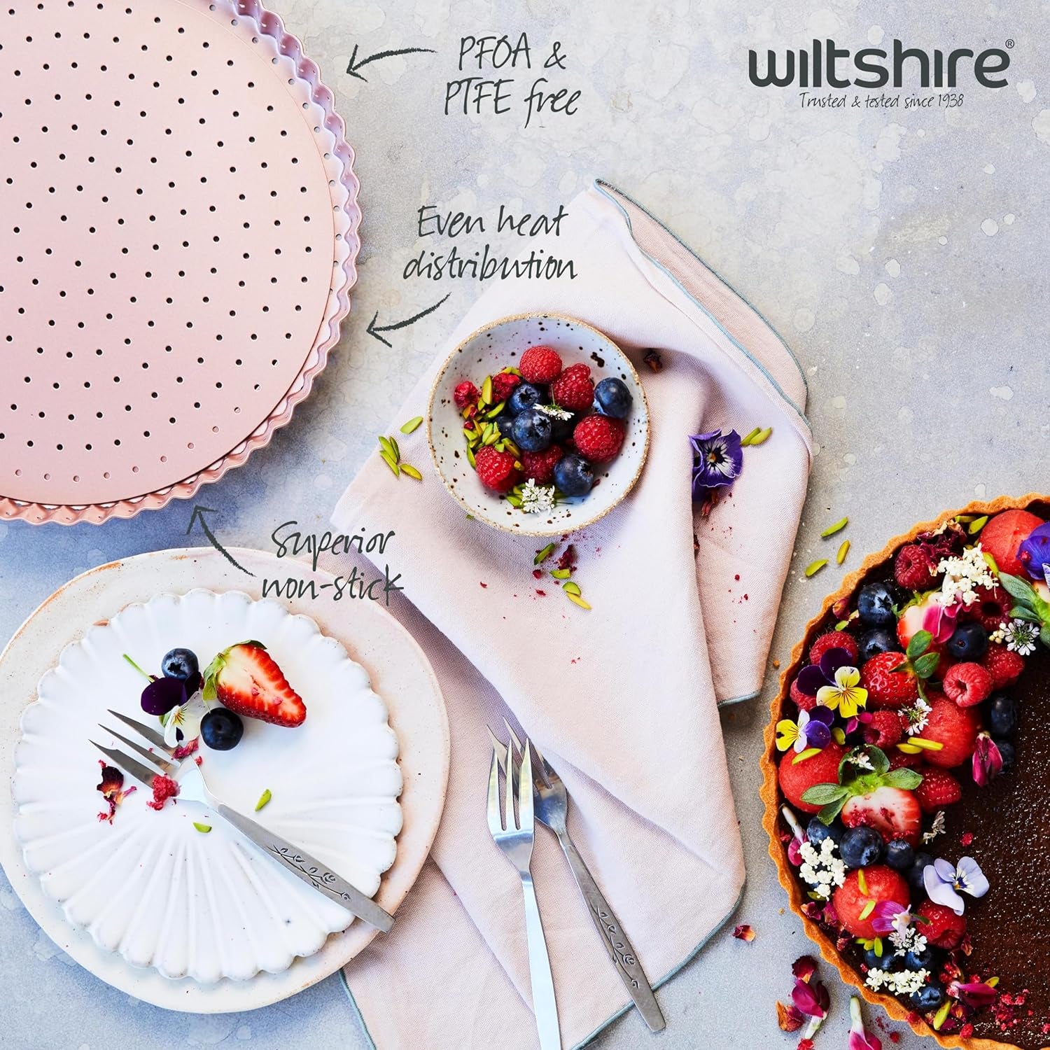 Rose Gold round Quiche and Tart Pan, PFOA PTFE Free, Perforated Sheet Bakeware, Circular Pastry Mould with Removable Base, Non-Stick, 24X24X2.5Cm